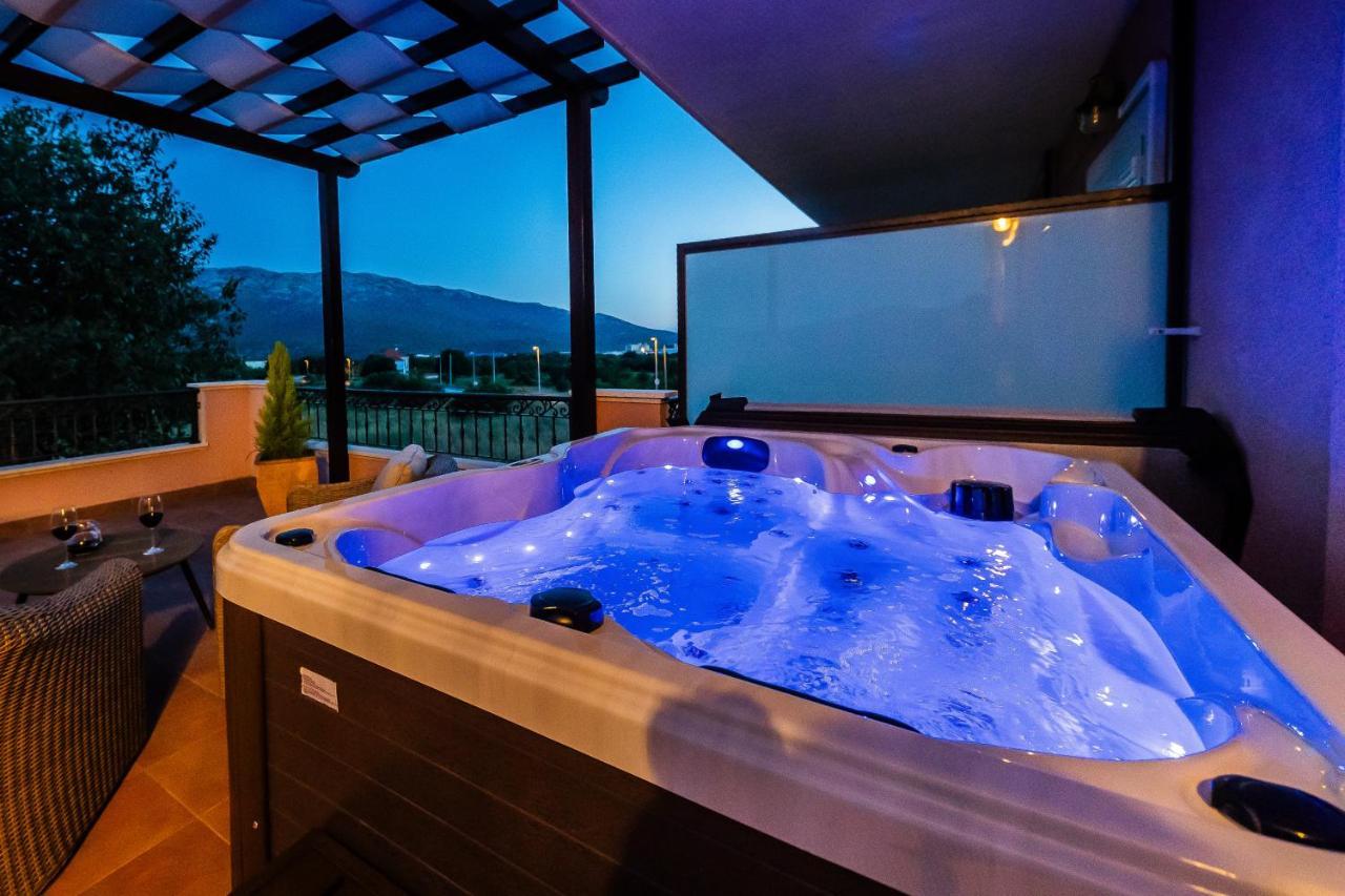 San Mihael Luxury Rooms 1 Dugopolje Eksteriør billede